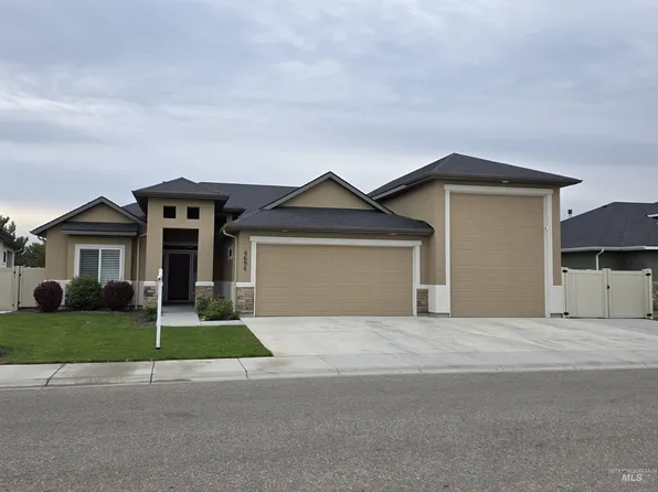 4694 N Bryce Canyon Ave, Meridian, ID 83646