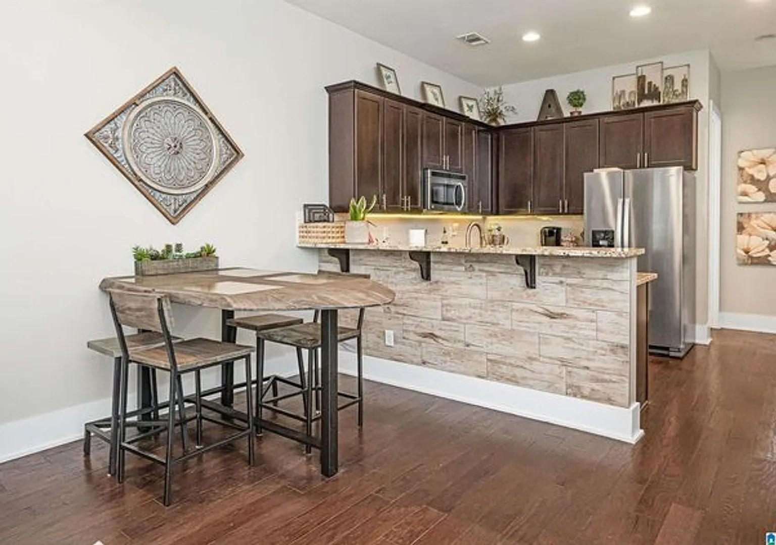 Fabulous 3/3 Townhouse in Edenton — Photo 3