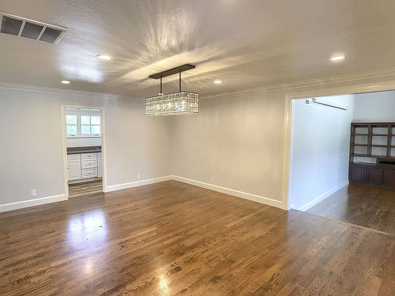 6948 Bret Harte Dr — Photo 10