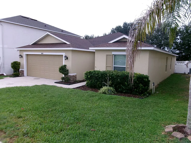 16526 Caju Rd — Photo 2