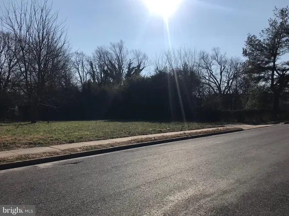 27 E North St, Smyrna, DE 19977