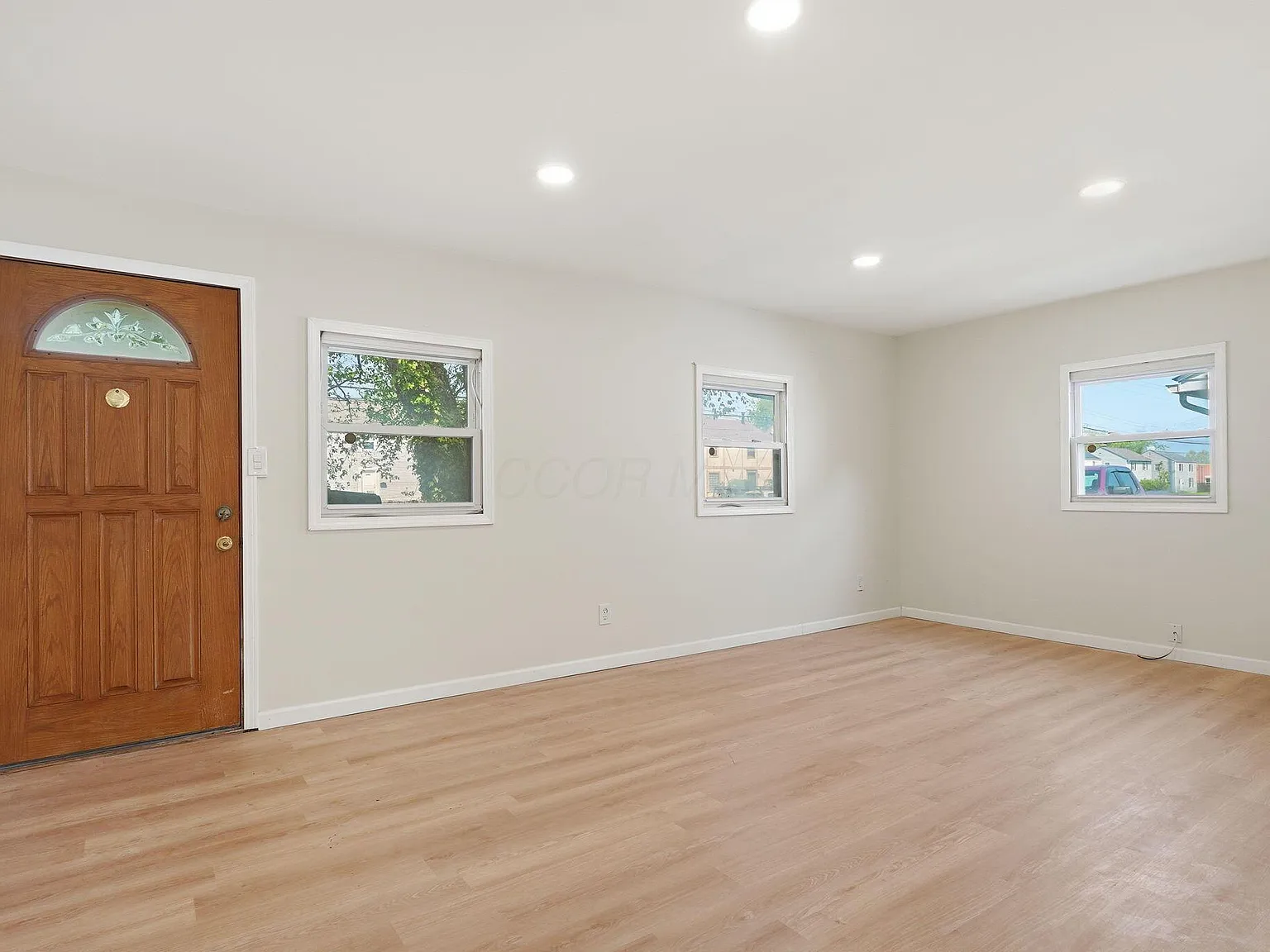 4 bed, 1.0 bath, 1104 sqft, $1,750 — Photo 4
