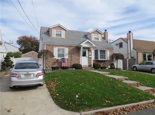 88 Coolidge Ave, Parlin, NJ 08859