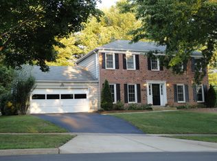 1435 Longhill Dr, Potomac, MD 20854