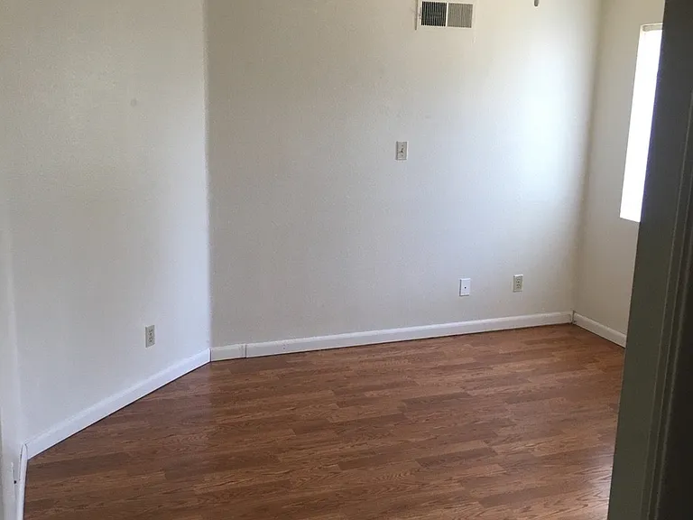 7405 Charmant Dr #2404 — Photo 9