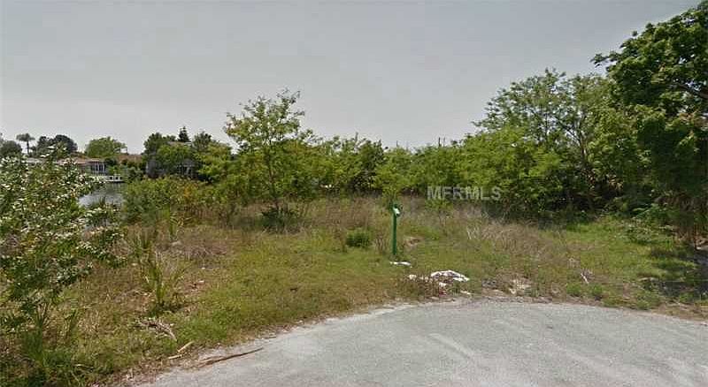 1st image of 13837 Muriel Ave