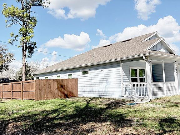 5th image of 25248 SW 1st Ave