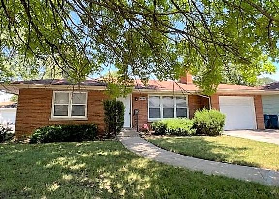 2nd image of 332 E 169th Pl