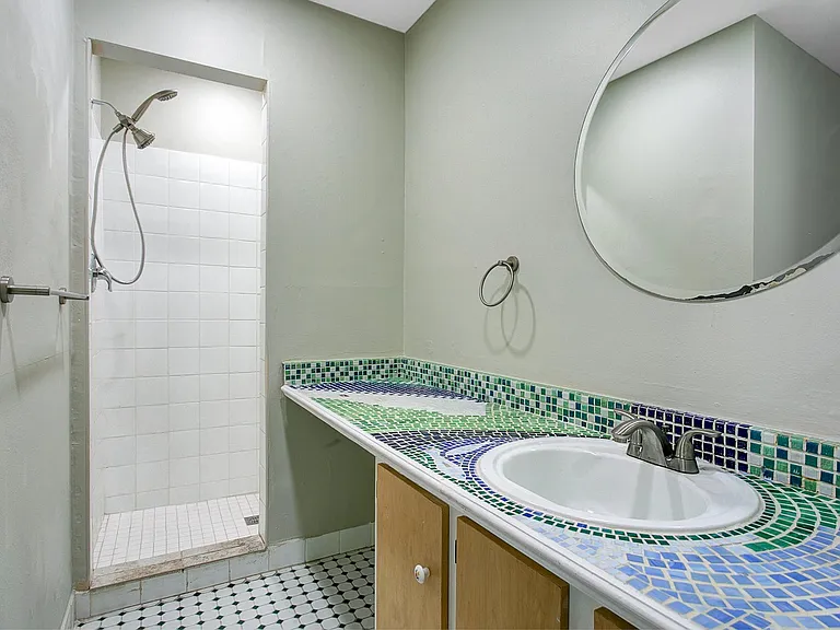2363 Huntington Green Ct #5 — Photo 11