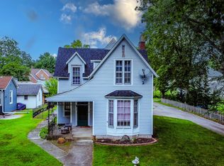 308 E Mulberry St, Watseka, IL 60970