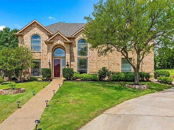 2nd image of 902 Spring Park Ct