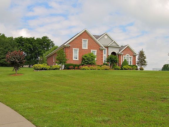 2nd image of 412 Bentz Ct S
