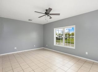 430 W Parish Rd #444, Sulphur, LA 70663