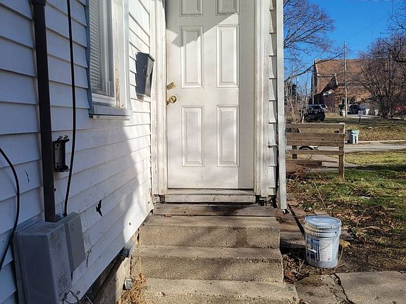2nd image of 1946 N 39th St #1946A