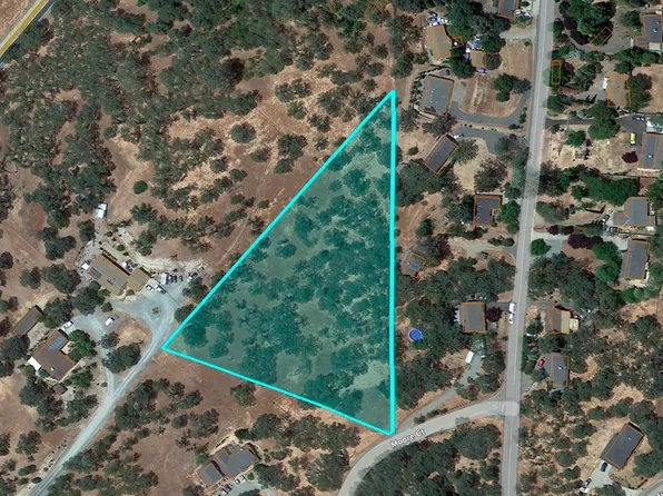3686 Moore Ct, Valley Springs, CA 95252