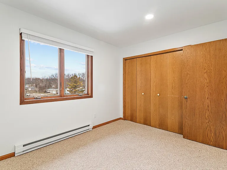 600 S Main St #4 — Photo 11