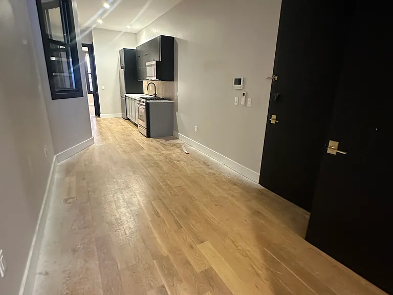 172 New York Ave #1RR — Photo 5