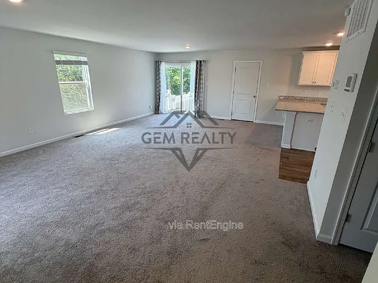 6619 Sacagawea St — Photo 60