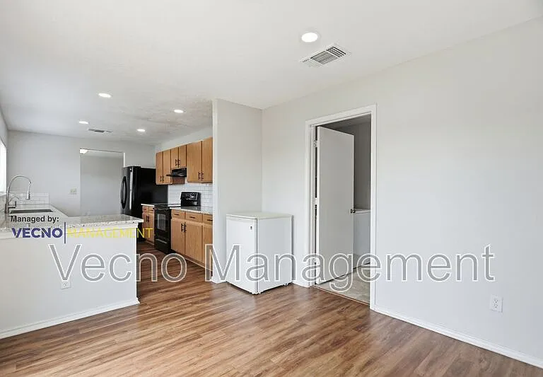 8138 Elktree Pass #1 — Photo 6