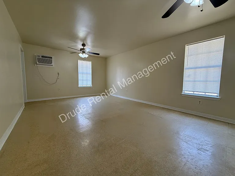 44068 S Baptist Rd — Photo 9