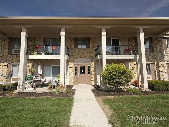 3rd image of 4701 Andover Ct APT 15O
