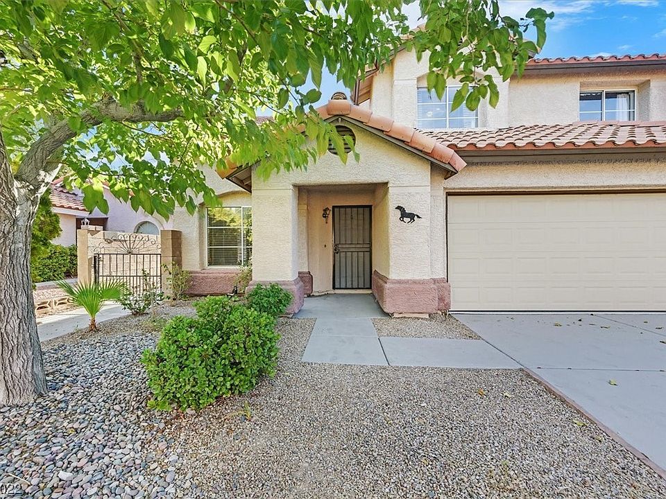 30 Fantasia Ln, Henderson, NV 89074