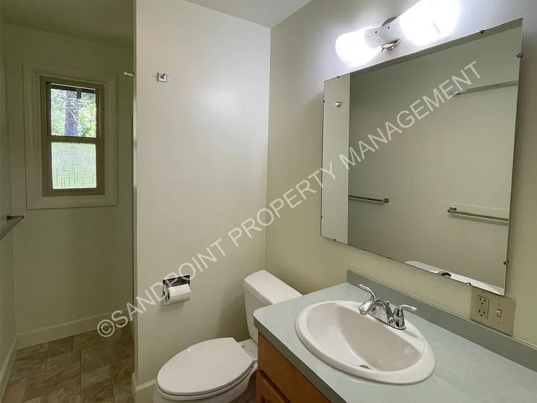 270 Eameshore Dr — Photo 20