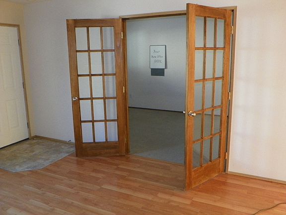 Bonus room for home office, family room, 3rd bed room, etc.