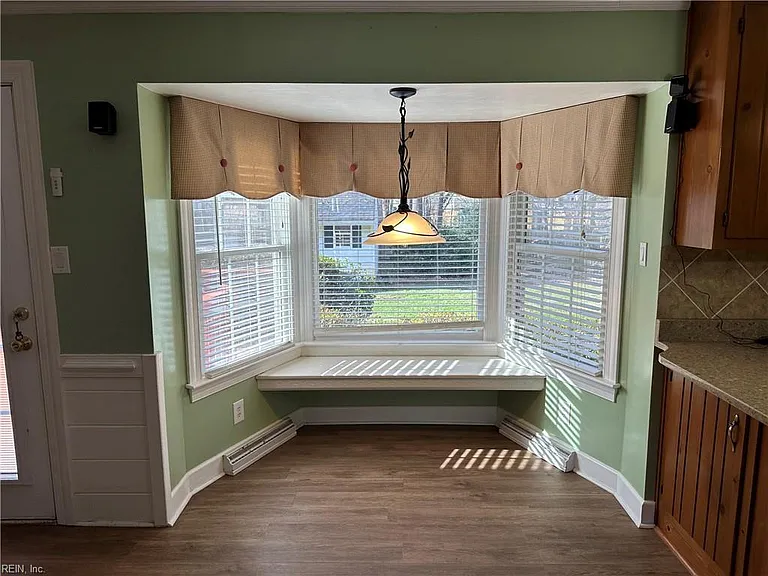 1704 Eagle Hill Dr — Photo 9