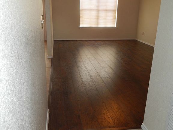 2nd image of 7706 Wolf Dr