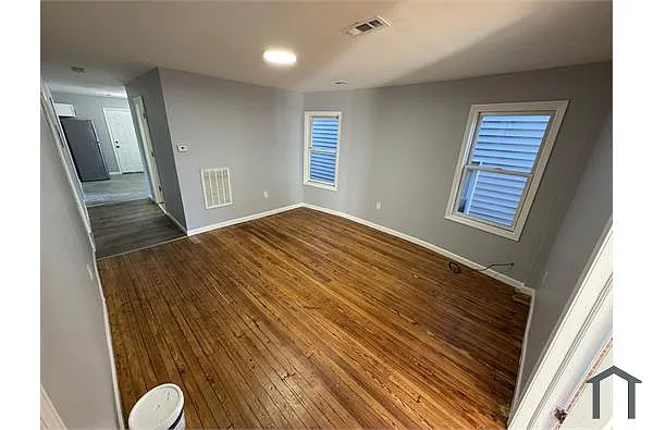 Building Photo - 856 S 14th St #2