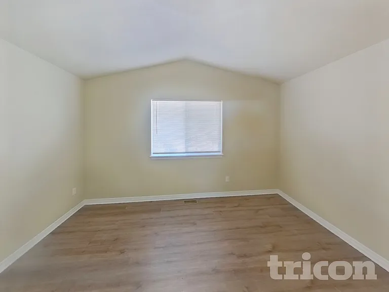 9899 Silver Stirrup Dr — Photo 6