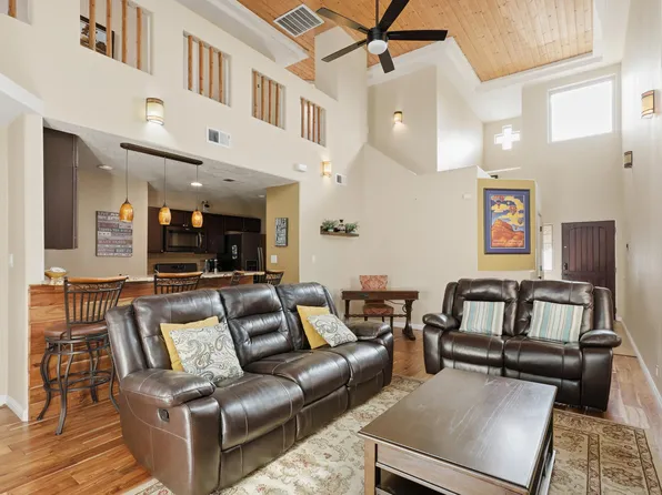 3615 Yipee Calle Ct NW, Albuquerque, NM 87120