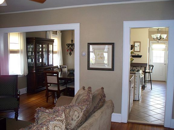 4th image of 138 Garden Ave