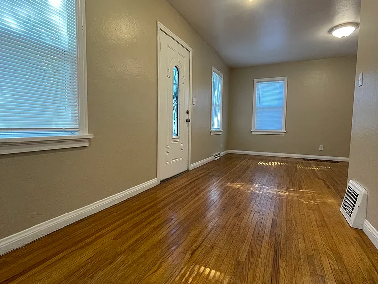 3632 Torrance Dr — Photo 18