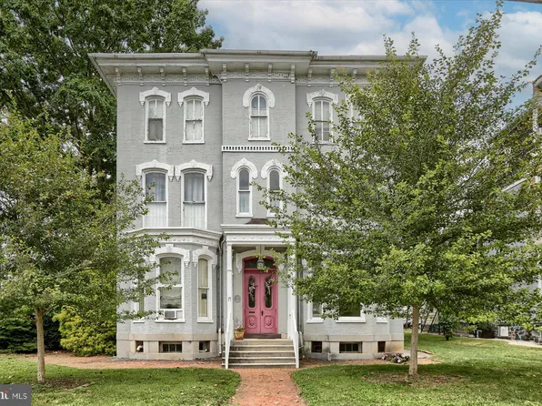 19 N Union St, Middletown, PA 17057