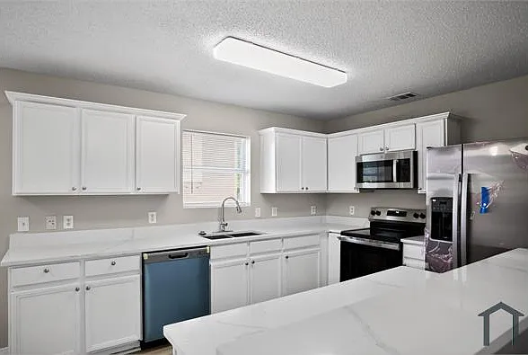 4608 Merlot Dr — Photo 8