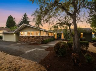 15703 62nd Pl NE, Kenmore, WA 98028