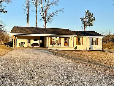 440 County Road 255 — exterior photo
