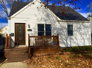 897 E Forteen Mile Rd, Birmingham, MI 48009