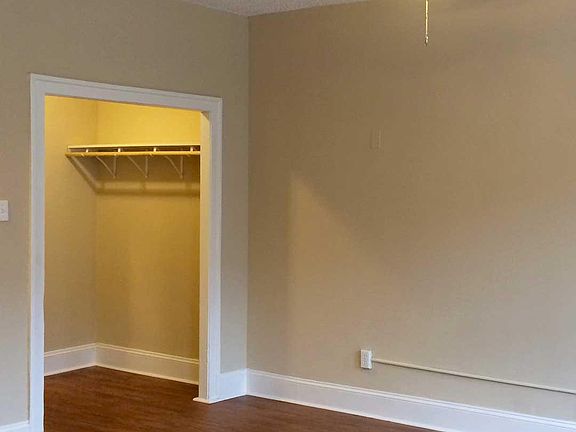 2nd image of 5111 S University Ave #84zddjwmy