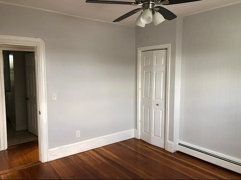 993-995 York Ave #3 — Photo 12
