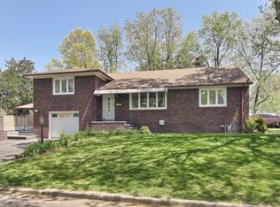 26 Ivy Pl, Nutley, NJ 07110