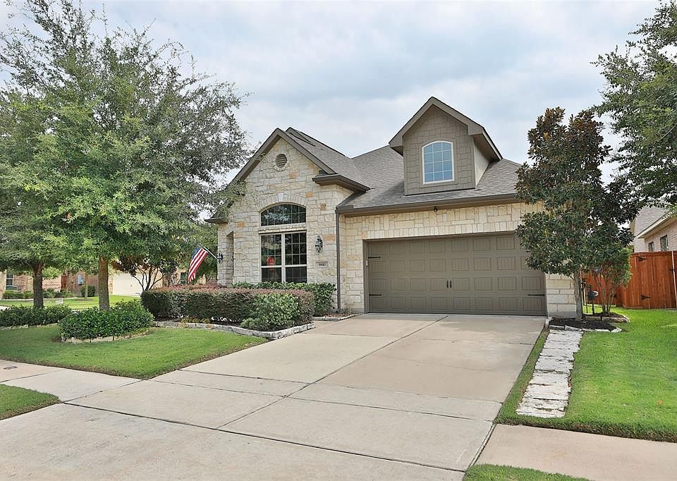 1st image of 9810 Cat Hollows Ct