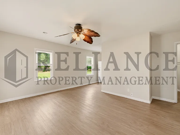 6021 W Newell St — Photo 8