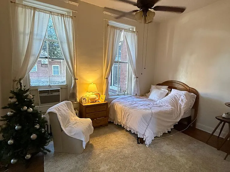 1415 Laurel Ave #17 — Photo 2