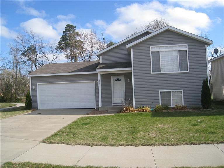 1st image of 963 Sagewood Ct