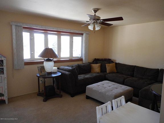 4th image of 37 Tilton Ave