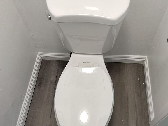4th image of 1831 Garvey Ave APT 9