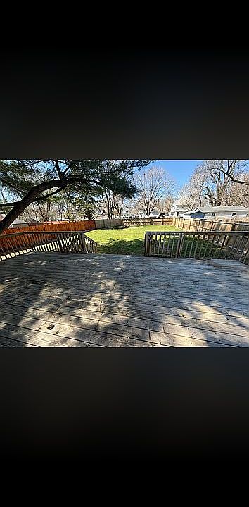 2nd image of 309 S Lewis St